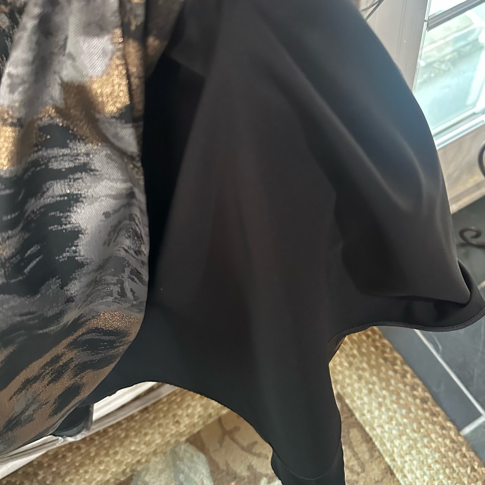 NWT ELEGANT EVENING GOWN
TAHARI ASL  SIZE 12 Black Bronze and Silver - Picture 7 of 8